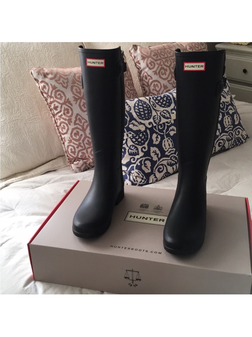 Hunter Tall Matte Black Women's Rain Boots